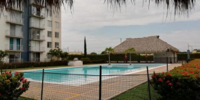 Apartamento tranquilo, amplio, con piscina y mucho sol en Flandes